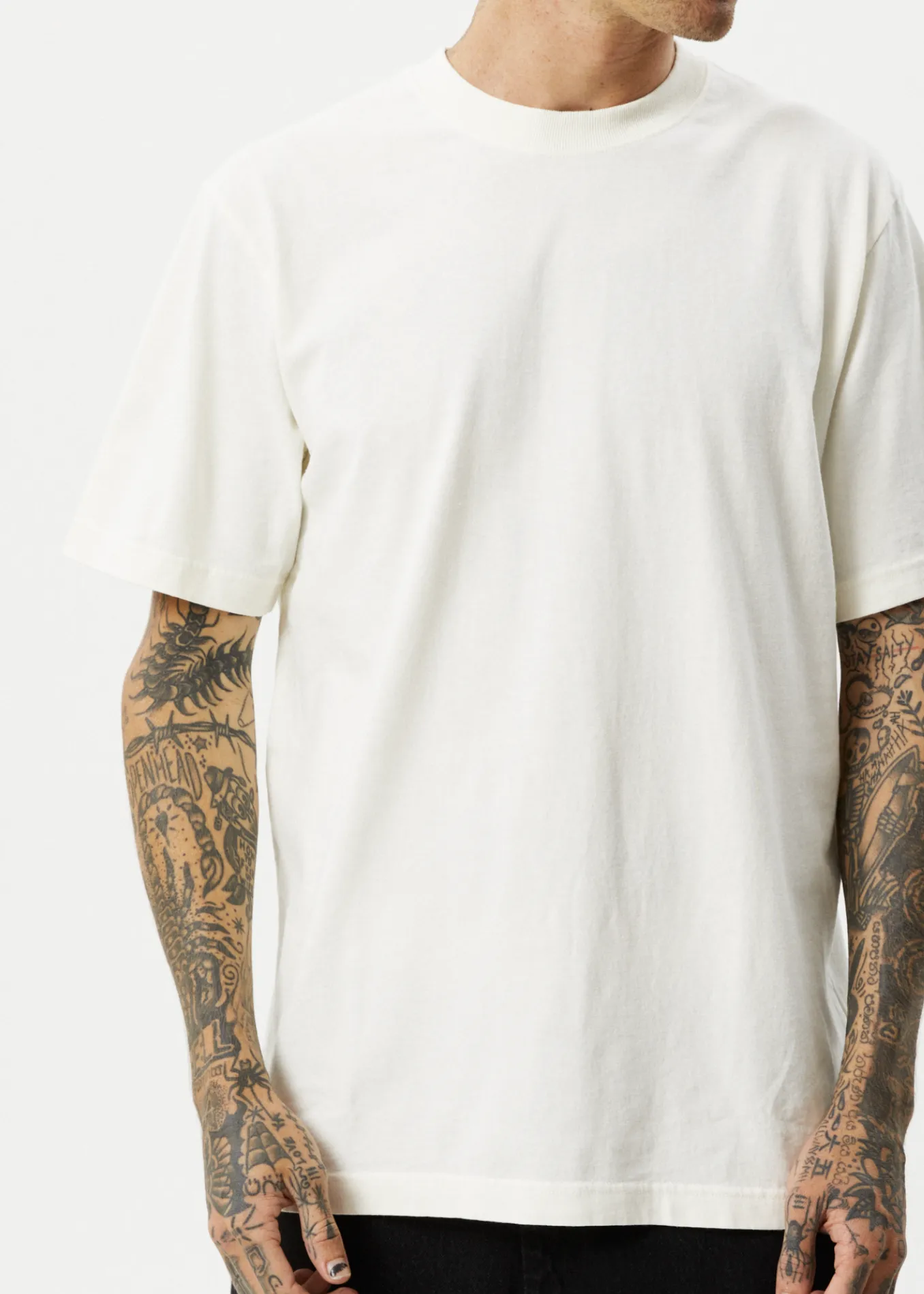 Afends Unisex Vacancy - Unisex Organic Retro T-Shirt - Off White