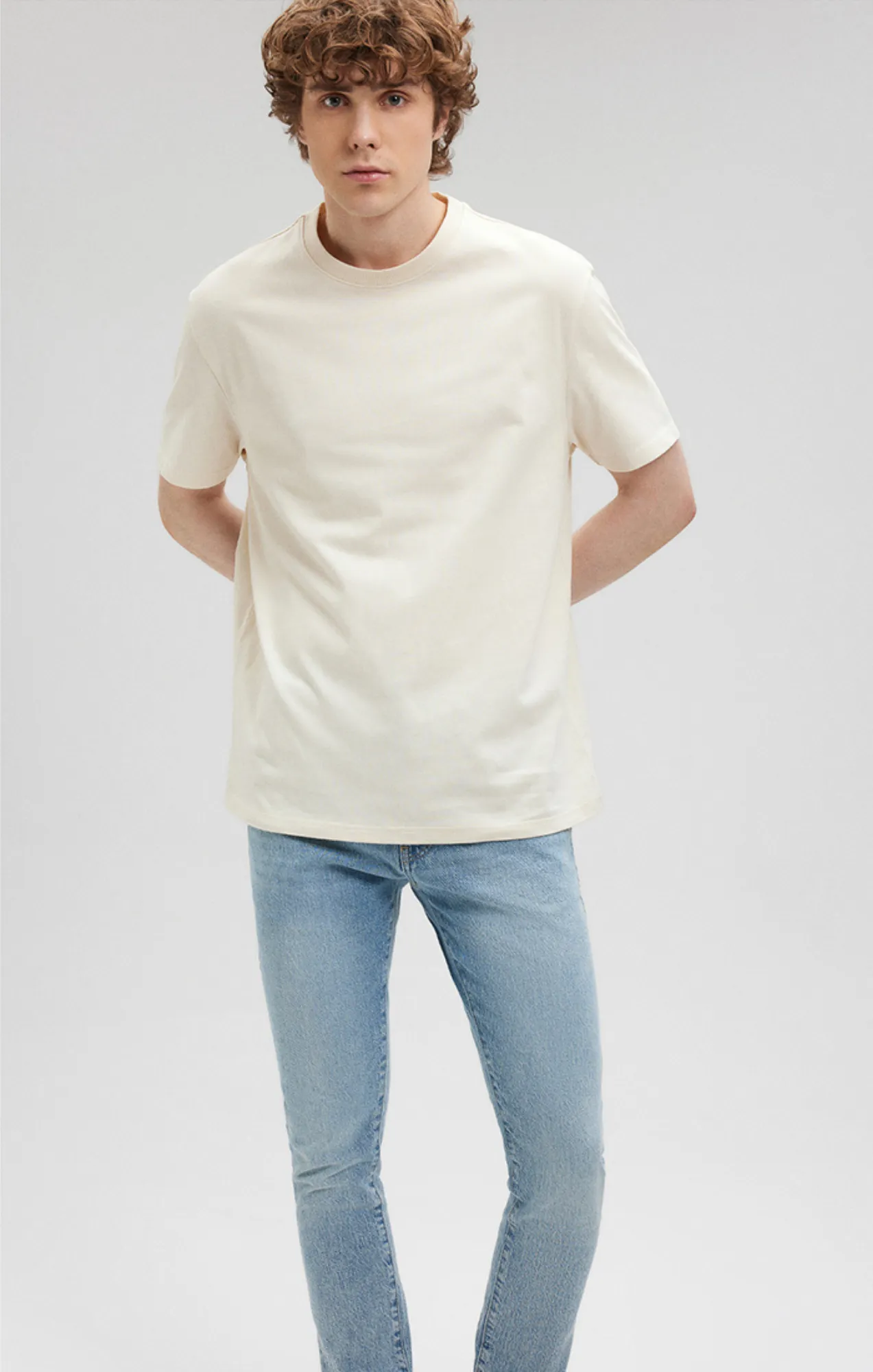 CLASSIC CREW NECK T-SHIRT IN BIRCH