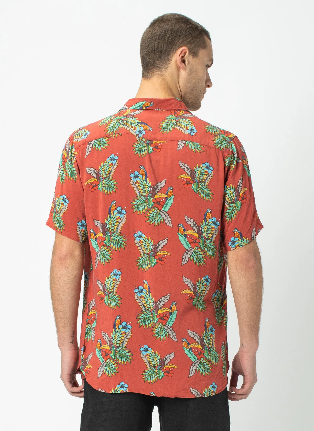 Holiday Short-Sleeve Shirt Red Parrot