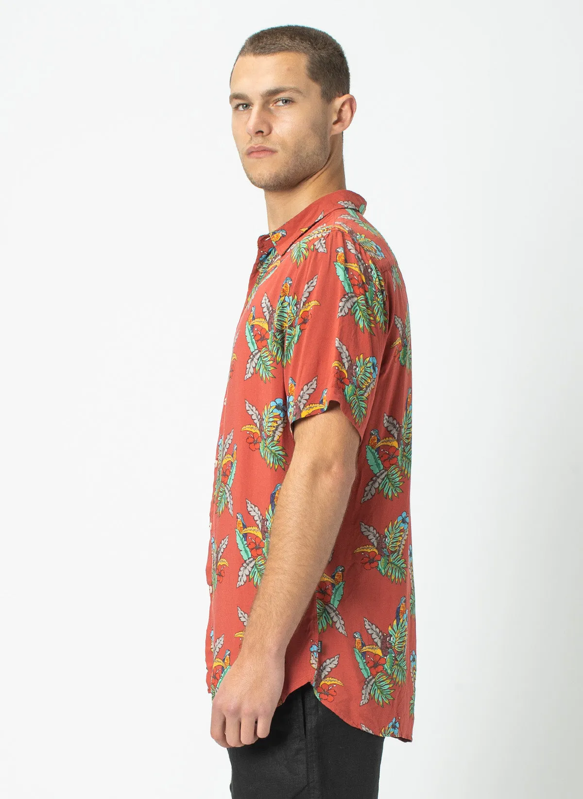 Holiday Short-Sleeve Shirt Red Parrot