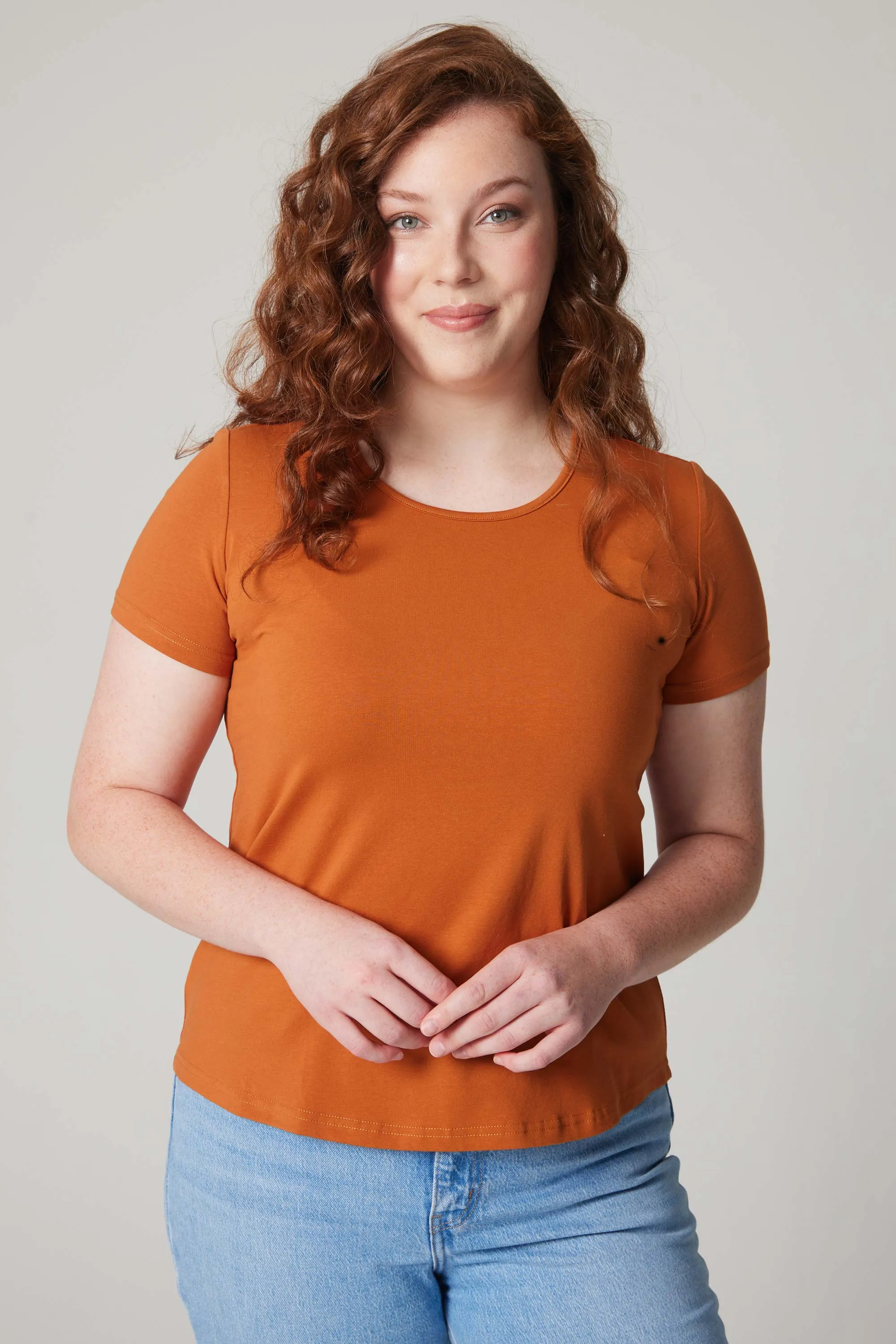 Organic scoop neck t-shirt - Ochre