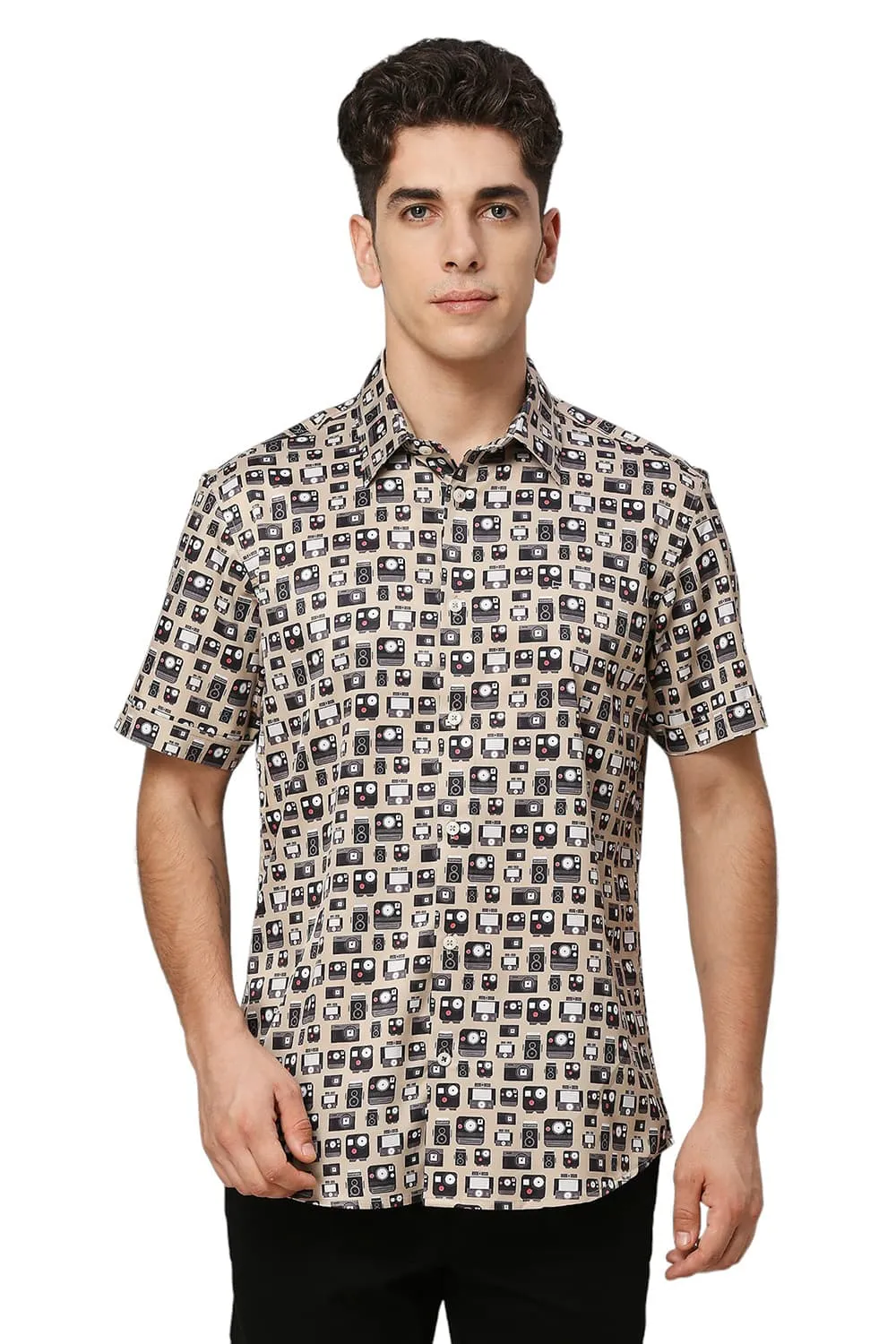 Slim Fit Polyester Stretch Twill Printed Halfsleeves Shirt